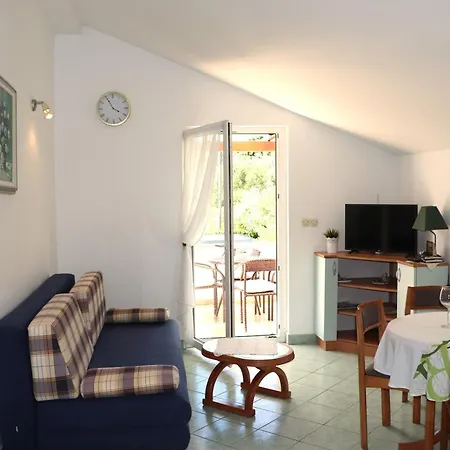 A 4 With Terrace Garden And Sea View Barbat na Rabu