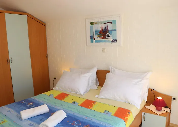 A 4 With Terrace Garden And Sea View Appartement