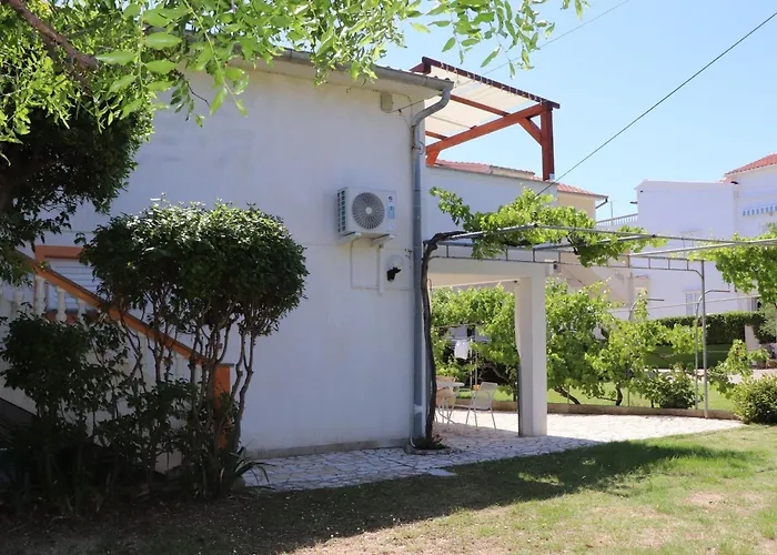 Appartement A 4 With Terrace Garden And Sea View Barbat na Rabu