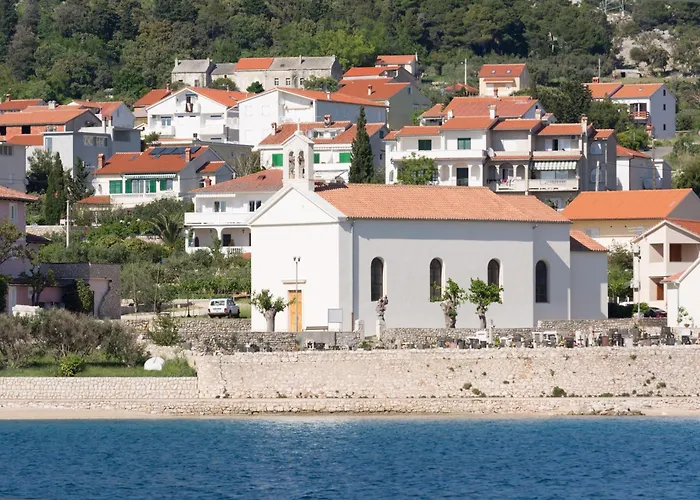 A 4 With Terrace Garden And Sea View Barbat na Rabu